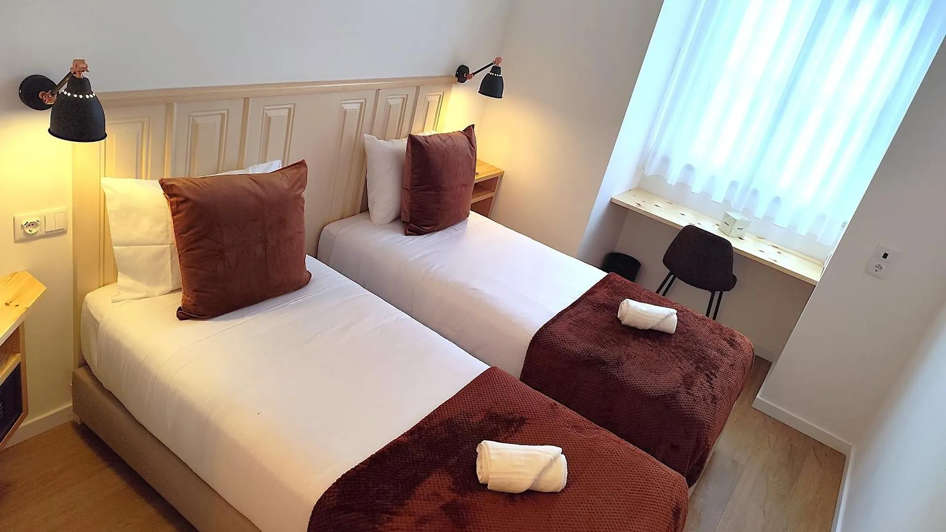 ליסבון Bacalhoeiros 125 Hotel 2*,  פורטוגל